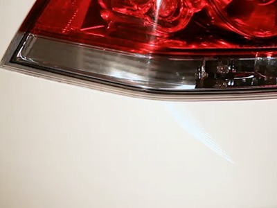 touch_up_paint_pen4 clear coat application