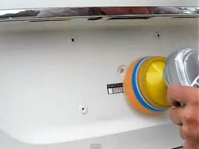 applying rubbing compound